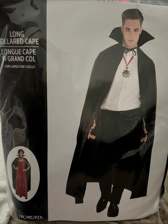 Easy Spirit Other - NIB✨ Easy Spirit Black Long Collared Cape